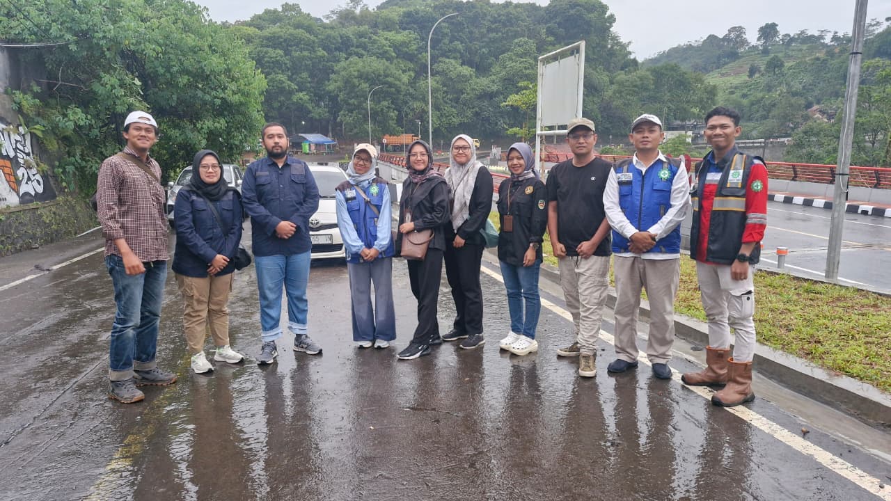 Pemeliharaan Sistem Weigh In Motion di Jembatan Callendar Hamilton KPBU PUPR PT Baja Titian Utama Pemeliharaan Sistem Weigh In Motion di Jembatan Callendar Hamilton KPBU PUPR PT Baja Titian Utama